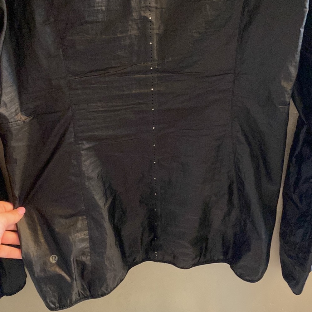 Lululemon Running Light Rain Jacket #58 - image 4